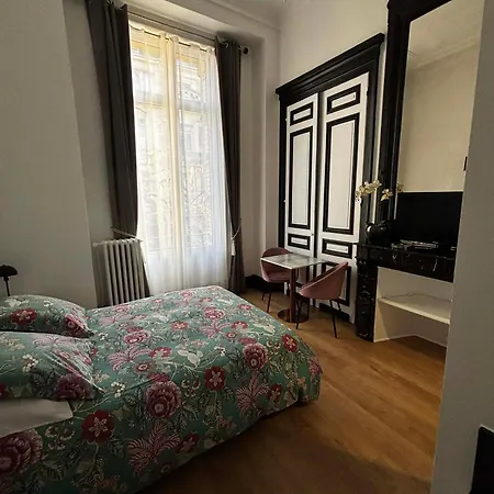 Pansiyon Les Cariatides